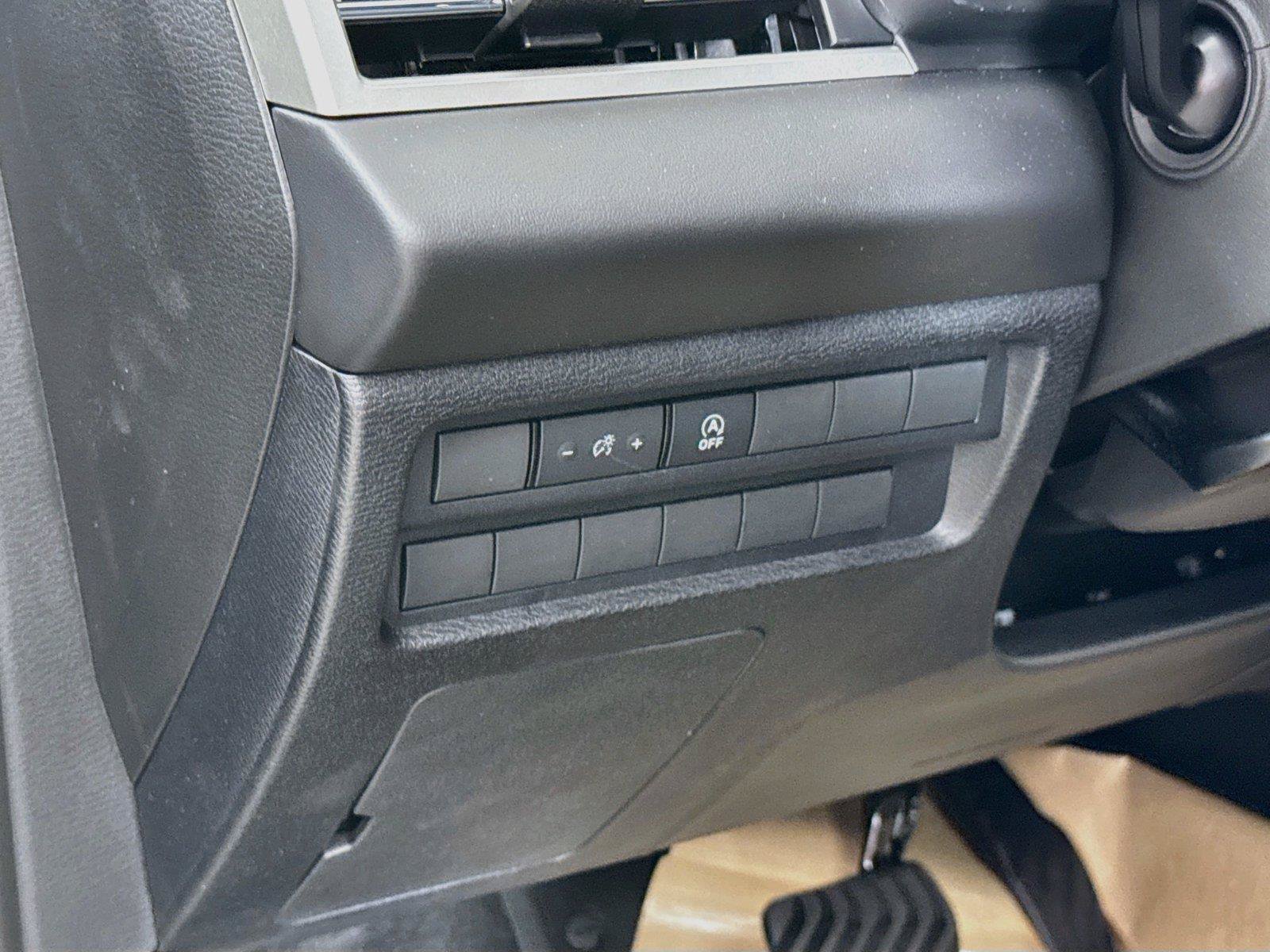 New 2026 Mitsubishi Outlander SE FWD image 12
