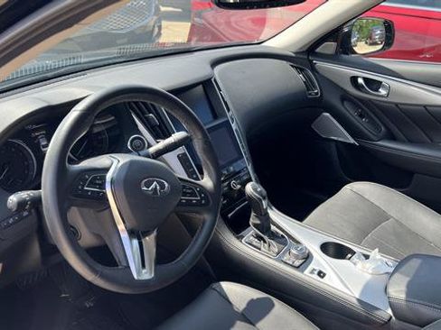 Used 2023 INFINITI Q50 Luxe AWD/4WD image 2