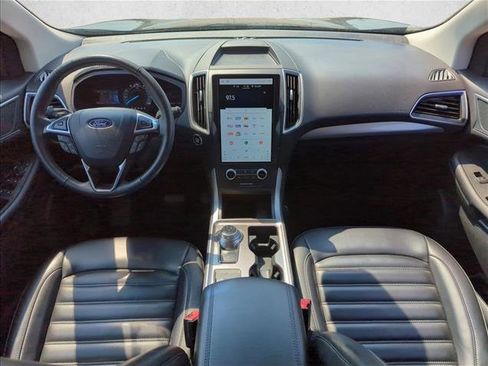 Used 2024 Ford Edge SEL image 17
