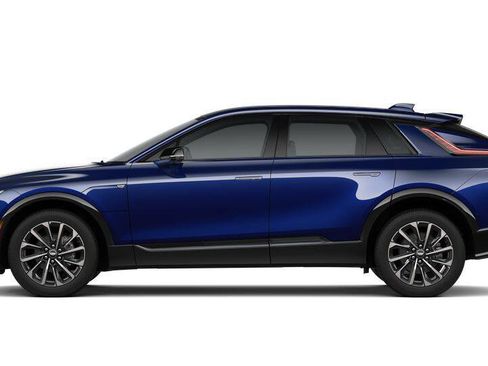 New 2025 Cadillac Lyriq Sport image 29