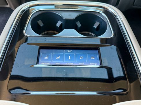 Used 2022 Lincoln Navigator Reserve AWD/4WD image 23