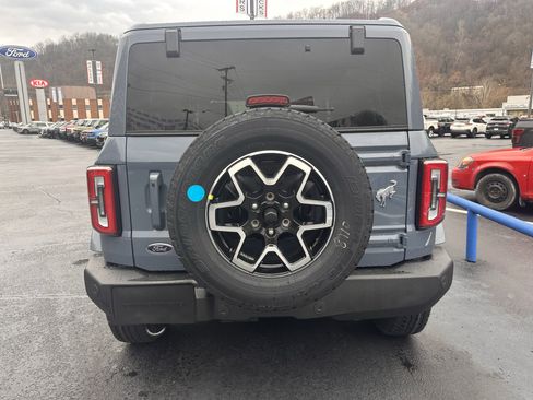 New 2025 Ford Bronco Outer Banks image 5