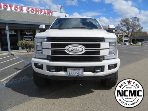 Used 2019 Ford F350 Platinum w/ Platinum Ultimate Package AWD/4WD image 8
