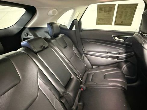 Used 2019 Ford Edge Titanium w/ Equipment Group 301A FWD image 46