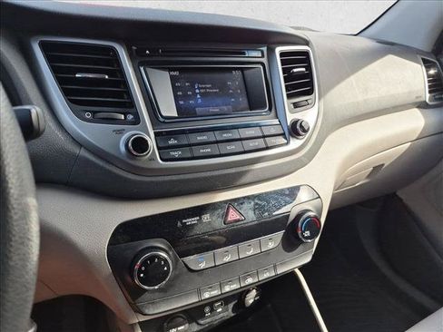Used 2017 Hyundai Tucson Eco AWD/4WD image 12