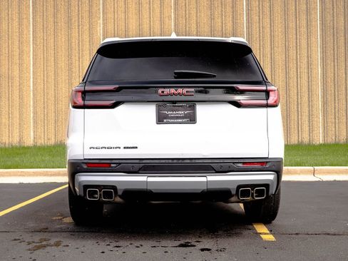 Certified 2024 GMC Acadia Elevation AWD/4WD image 8