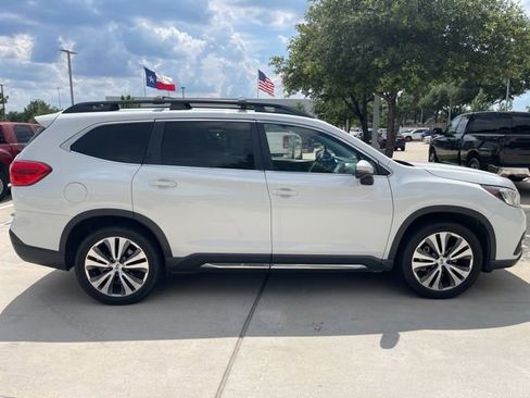 Used 2019 Subaru Ascent Limited AWD/4WD image 2
