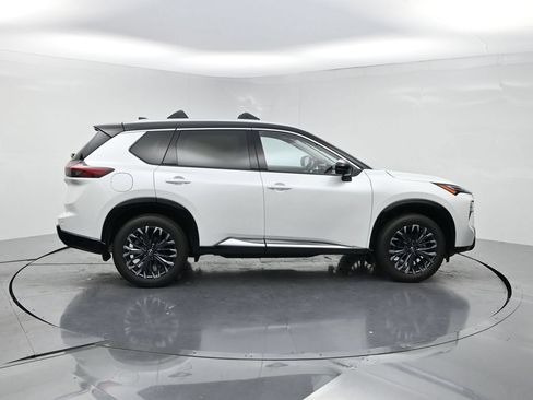 New 2026 Nissan Rogue Platinum AWD/4WD image 4