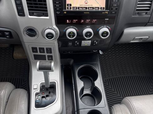 Used 2008 Toyota Sequoia Limited AWD/4WD image 16