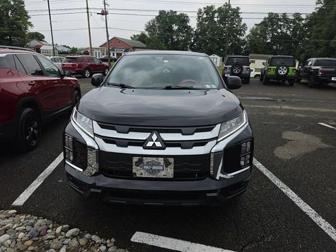 Used 2021 Mitsubishi Outlander Sport ES FWD image 1