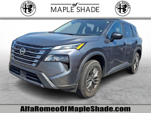 Used 2024 Nissan Rogue S FWD image 1