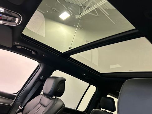 New 2026 Jeep Grand Wagoneer Limited AWD/4WD image 27
