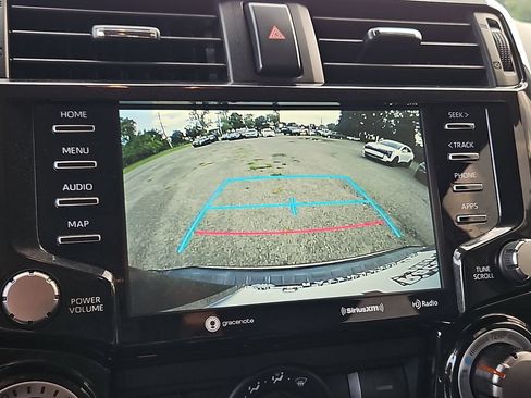Used 2020 Toyota 4Runner TRD Off-Road Premium w/ Moonroof Package AWD/4WD image 20
