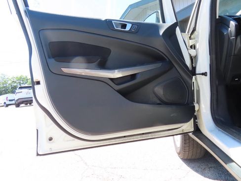 Used 2019 Ford EcoSport SE AWD/4WD image 36