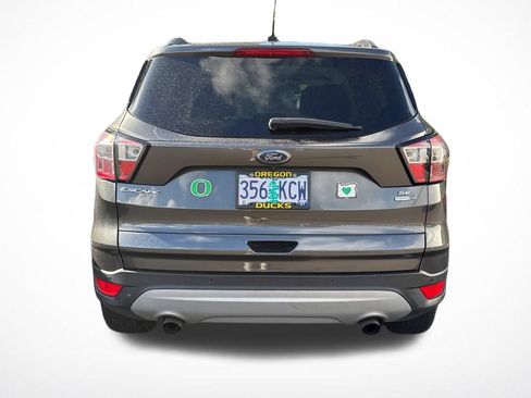 Used 2017 Ford Escape SE w/ Equipment Group 201A AWD/4WD image 4