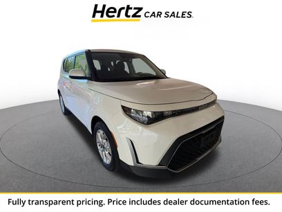 Used 2025 Kia Soul LX w/ LX Technology Package