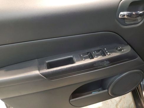 Used 2016 Jeep Patriot Sport w/ Power Value Group image 11