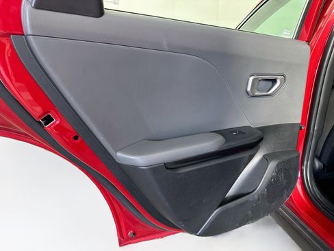 Used 2025 Kia K4 FWD image 25