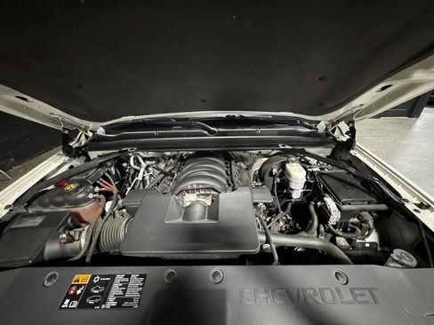 Used 2015 Chevrolet Tahoe LTZ AWD/4WD image 9