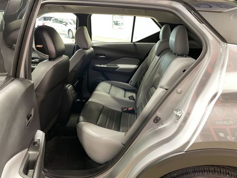 Used 2024 Nissan Kicks SR w/ SR Premium Package FWD image 23