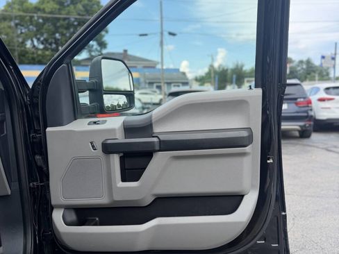 Used 2022 Ford F350 XL w/ STX Appearance Package AWD/4WD image 19