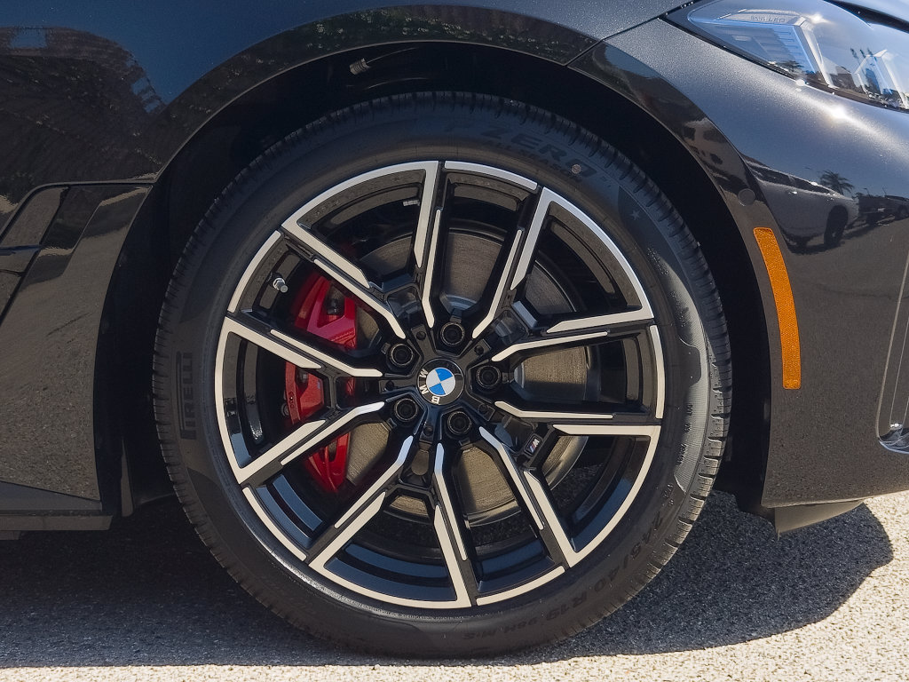 New 2026 BMW i4 M60 w/ Premium Package AWD/4WD image 4