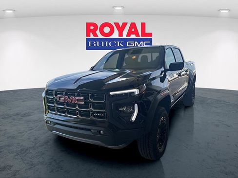 New 2026 GMC Canyon AT4 image 4