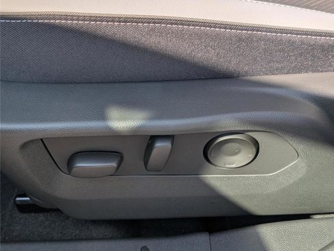 New 2026 Buick Envision Sport Touring AWD/4WD image 18