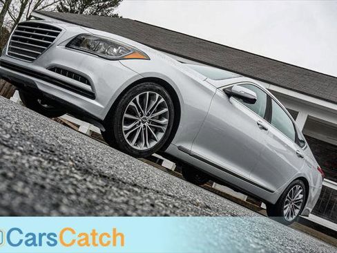 Used 2015 Hyundai Genesis 3.8 w/ Option Group 02 image 4