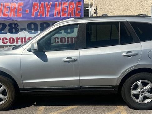 Used 2007 Hyundai Santa Fe GL FWD image 1