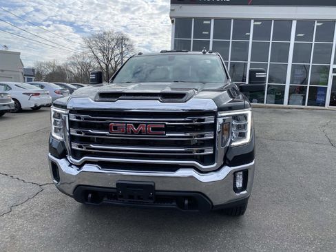 Used 2023 GMC Sierra 2500 SLE w/ SLE Value Package; image 9