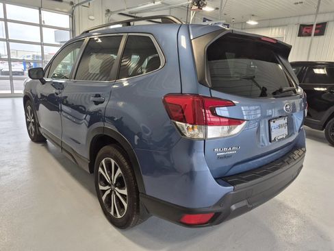 Used 2021 Subaru Forester Limited AWD/4WD image 5