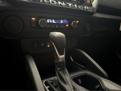 New 2026 Nissan Frontier SV image 18