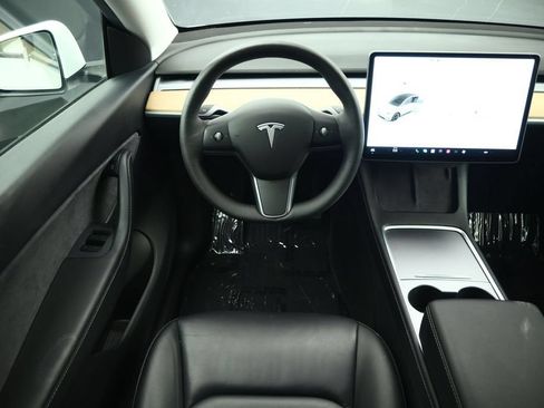 Used 2021 Tesla Model Y Long Range AWD/4WD image 33