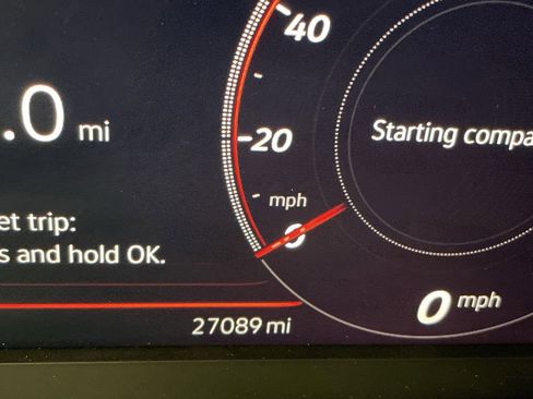 Used 2024 Volkswagen Jetta GLI 40th Anniversary Edition image 6