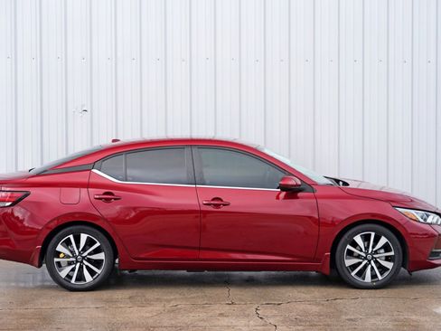 Used 2022 Nissan Sentra SV w/ SV Premium Package image 48