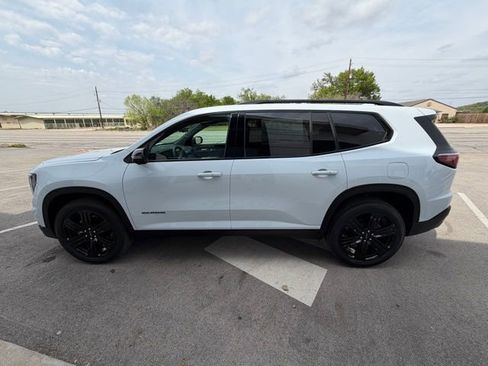 New 2026 GMC Acadia Elevation w/ Black Edition FWD image 8