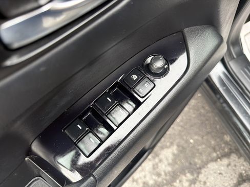 Used 2020 MAZDA CX-5 Touring image 16