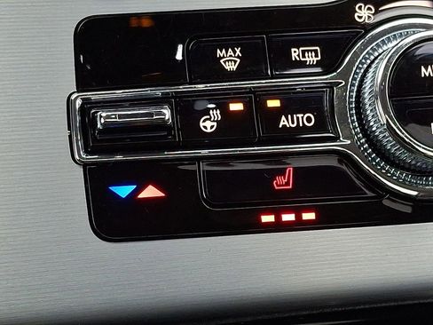 Used 2023 Lincoln Aviator AWD w/ Premium Package image 26