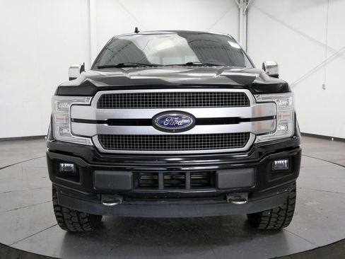 Used 2018 Ford F150 Platinum w/ Equipment Group 701A Luxury AWD/4WD image 2