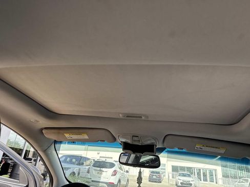 Used 2011 Hyundai Sonata Limited w/ Navigation Pkg 5 FWD image 11
