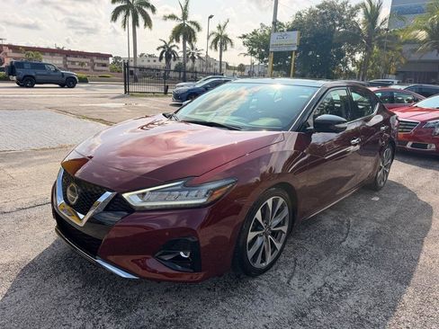 Used 2019 Nissan Maxima Platinum w/ Sport Mat Group FWD image 3