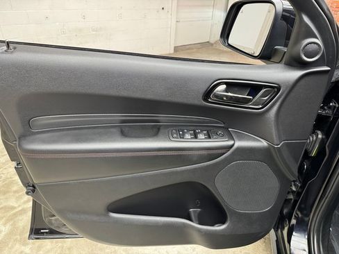 Used 2025 Dodge Durango GT image 10