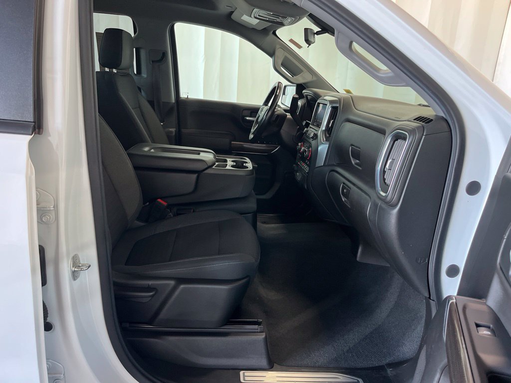 Used 2020 Chevrolet Silverado 1500 RST AWD/4WD image 19