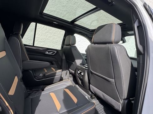 Used 2024 GMC Yukon AT4 w/ Max Trailering Package image 8