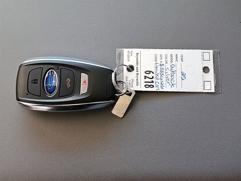 New 2025 Subaru Outback Limited image 35