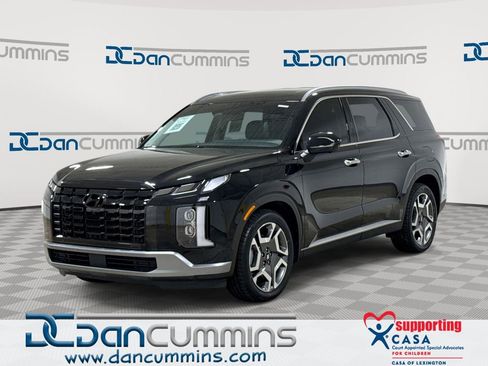 Used 2023 Hyundai Palisade SEL AWD/4WD image 1