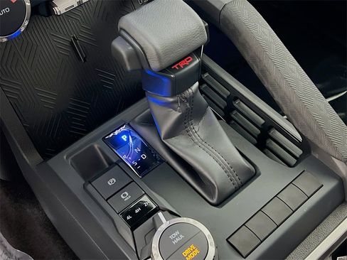 Certified 2025 Toyota Tacoma TRD Sport image 16