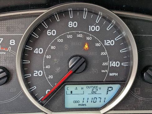 Used 2015 Toyota RAV4 LE FWD image 9