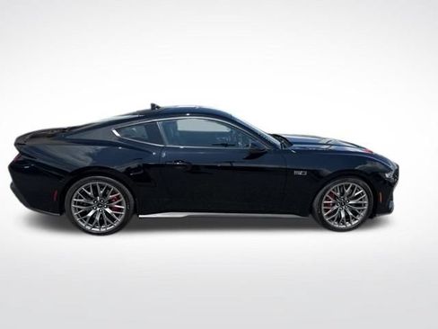 Used 2024 Ford Mustang GT Premium RWD image 9